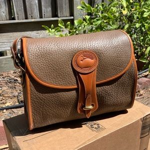 Vintage Dooney and Bourke Essex